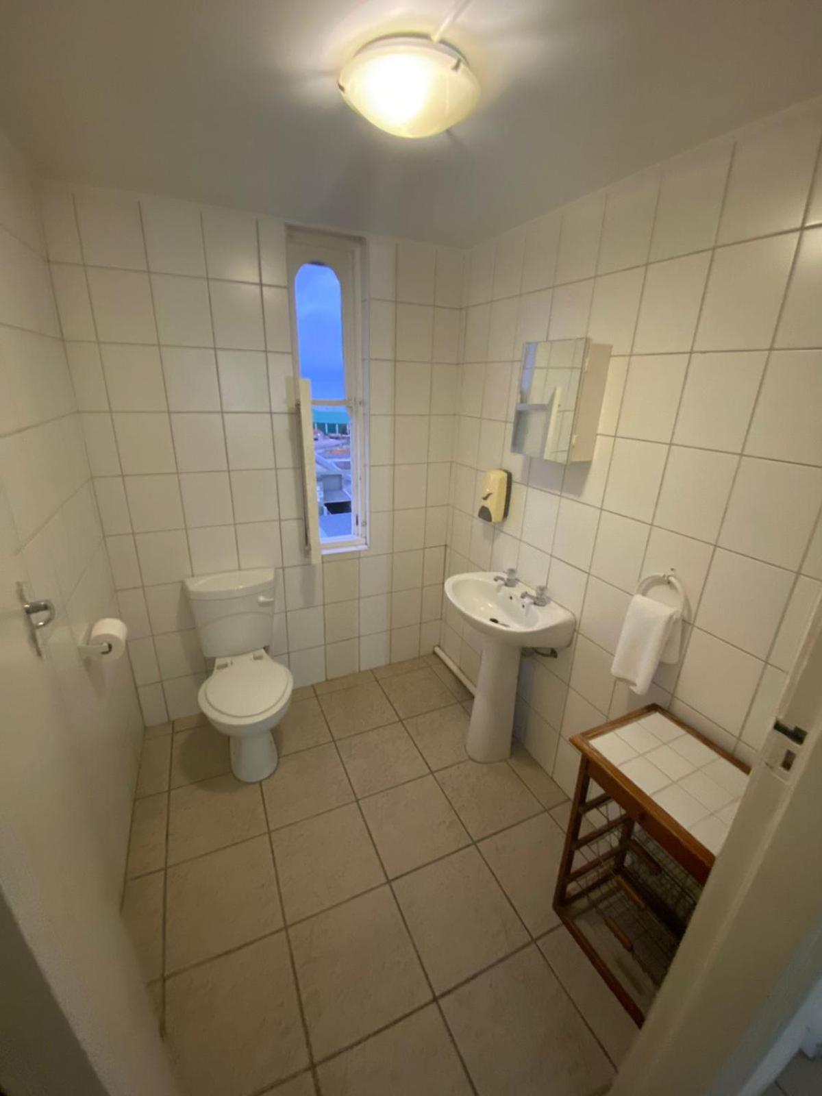 Green Door Guesthouse モーセル・ベイ 部屋 写真