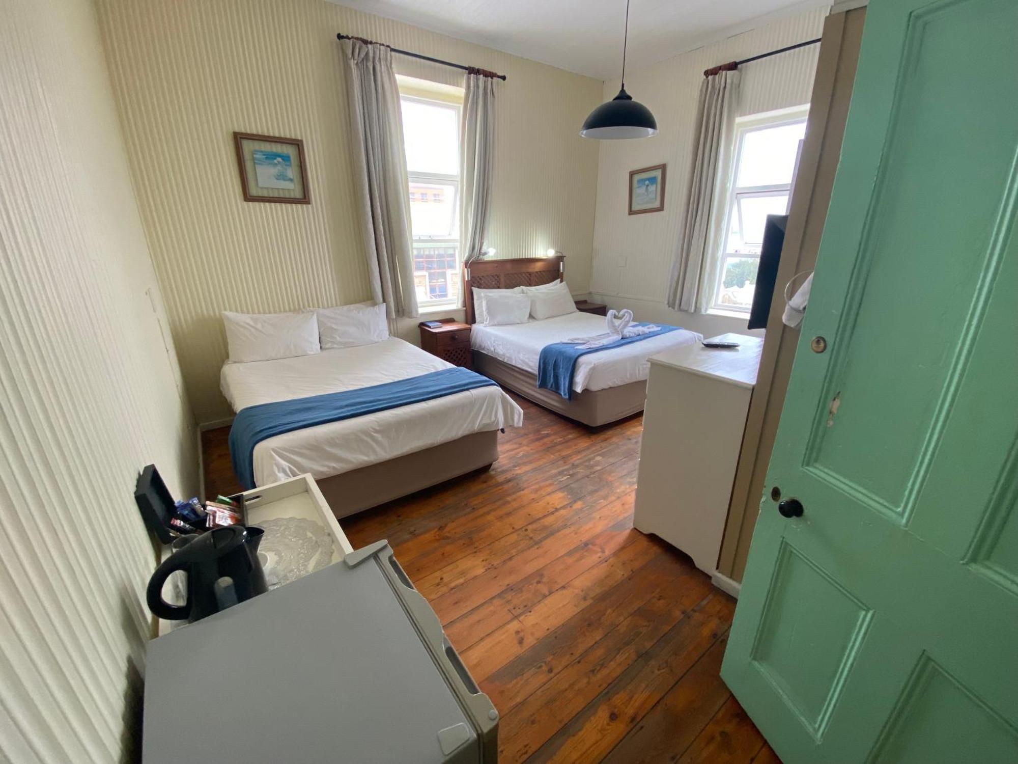 Green Door Guesthouse モーセル・ベイ 部屋 写真