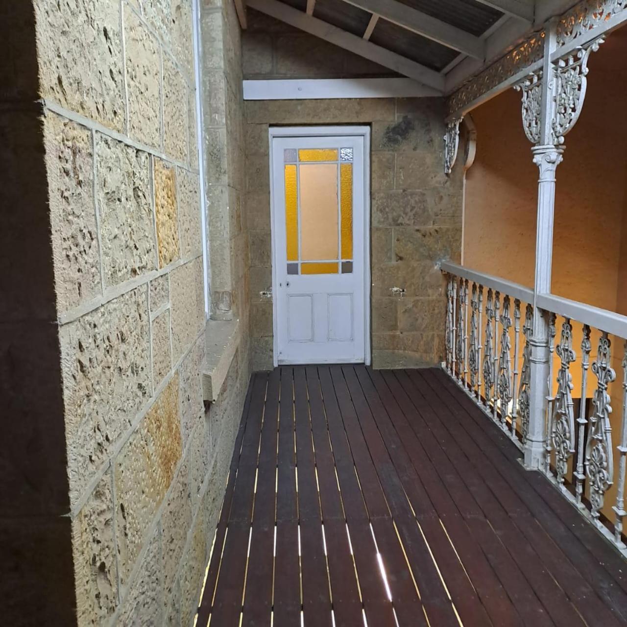 Green Door Guesthouse モーセル・ベイ エクステリア 写真
