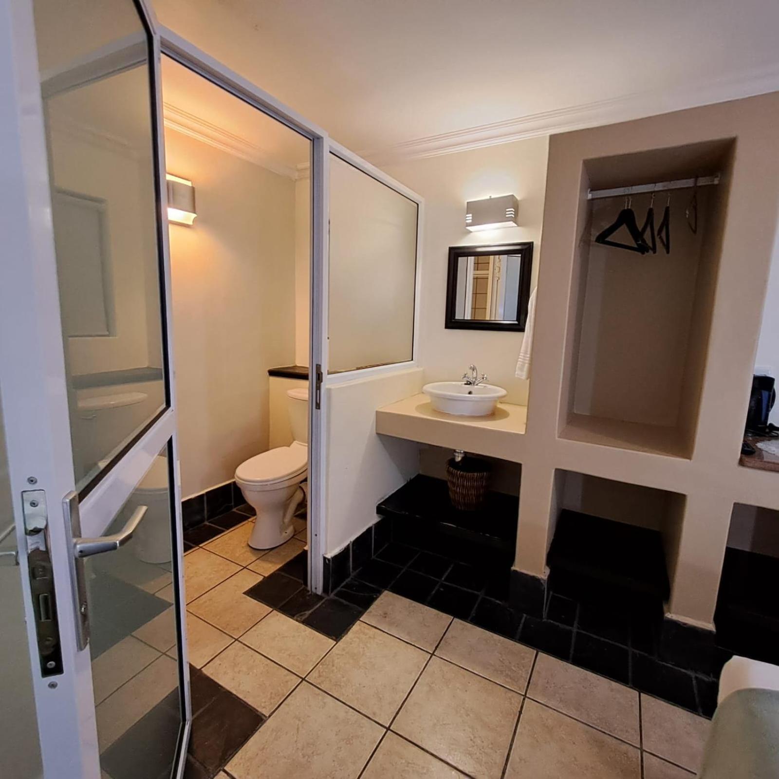 Green Door Guesthouse モーセル・ベイ 部屋 写真