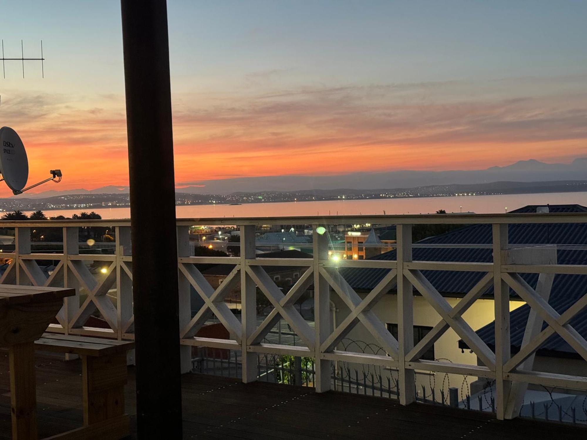 Green Door Guesthouse モーセル・ベイ エクステリア 写真